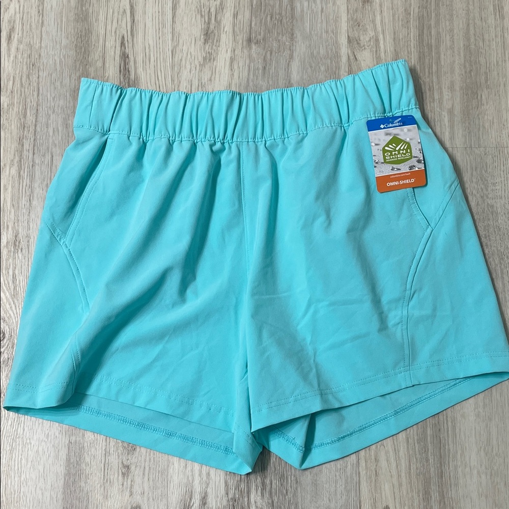 Columbia Women's Bogata Shorts 5in inseam- Light Blue